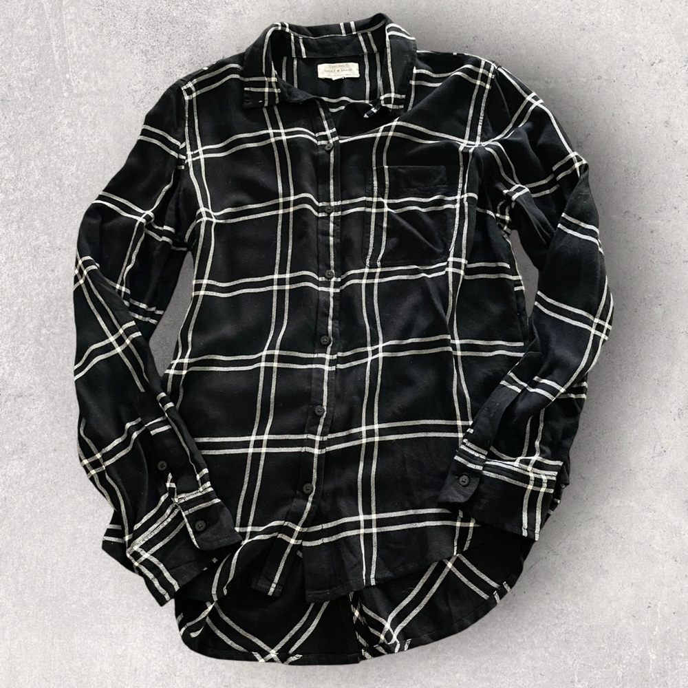 Lucky Brand Black Plaid Button Down Thin Flannel Shirt Top Size Small